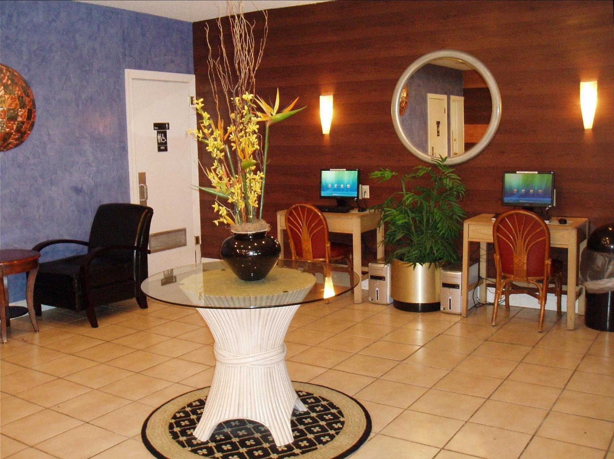 Red Carpet Airport Lauderdale Dania Beach